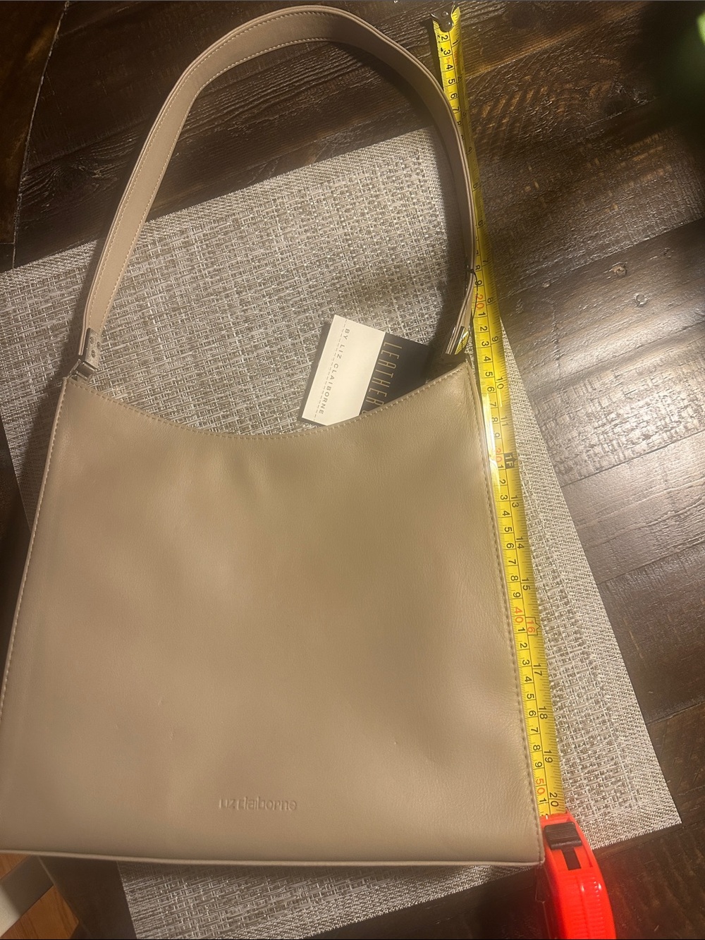 Liz Claiborne Beige Leather Shoulder Bag - Picture 6 of 10